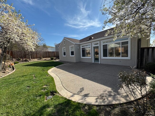 Building Photo - 5406 Martingale Ct