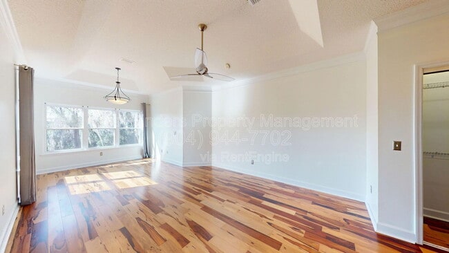 Building Photo - 13435 Nottingham Knoll Ct