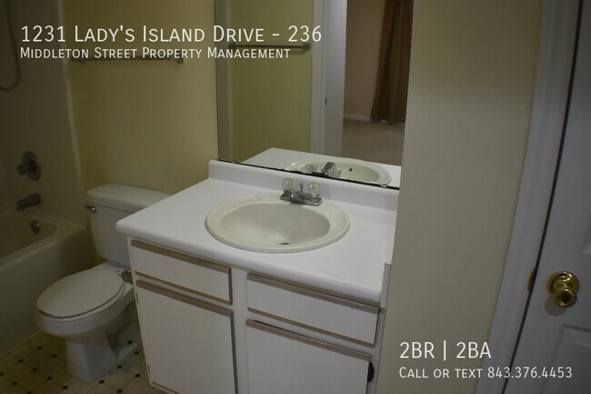 Building Photo - 1231 Ladys Island Dr
