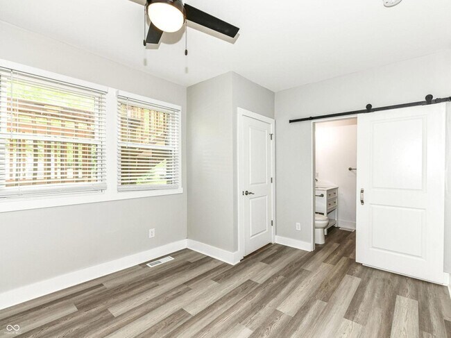 Building Photo - 2645 N College Ave