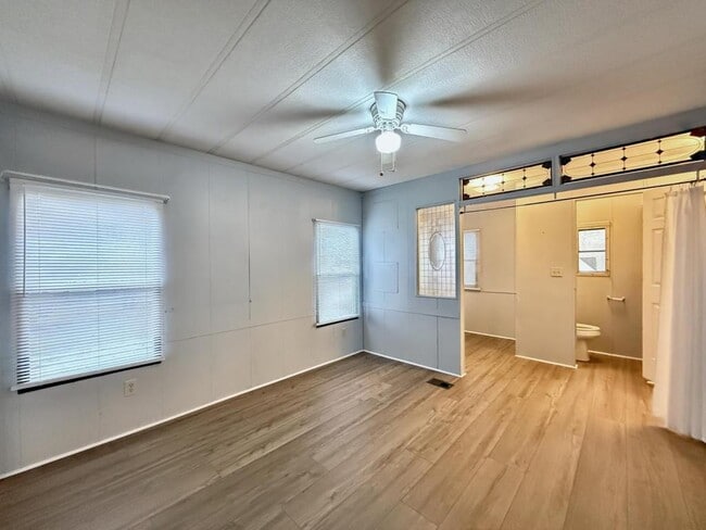 Building Photo - 965 Weems Chapel Rd