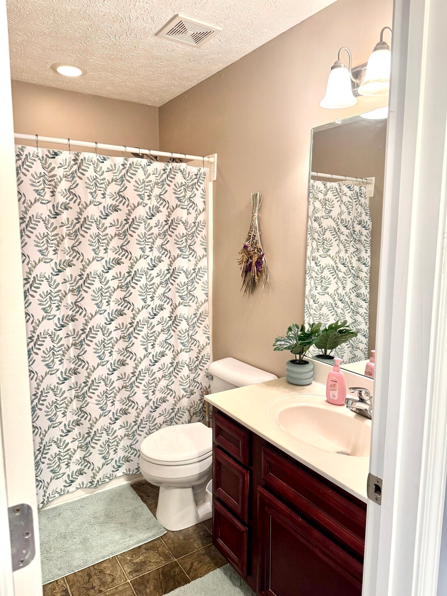 Building Photo - 408 Cedar Hollow Dr