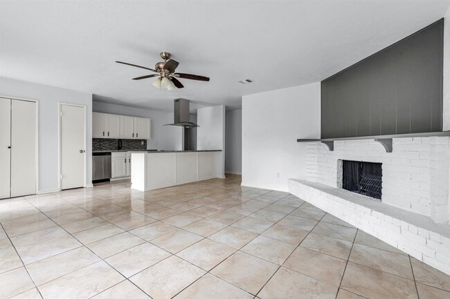 Building Photo - 4406 Kacee Dr