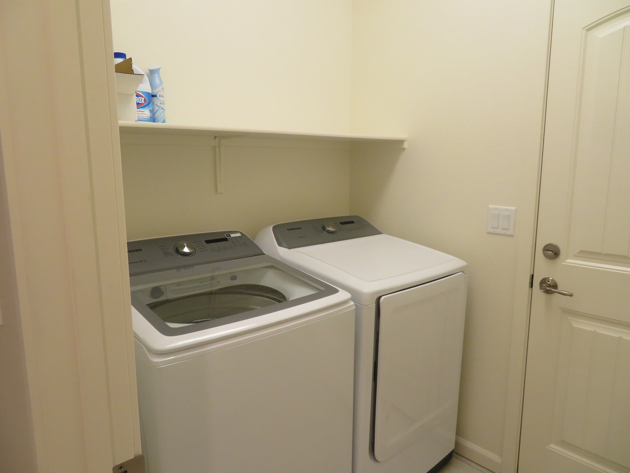 Laundry Room - off hallway - 1301 Catalina Rdg