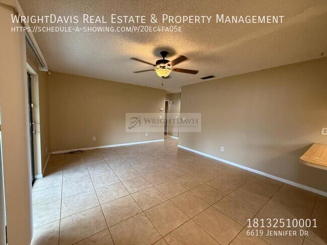Building Photo - 6619 Jennifer Dr