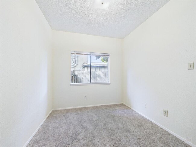 Building Photo - 4406 Avenue A