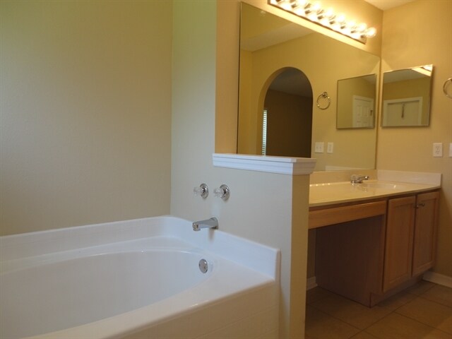 Building Photo - 3011 Aernal Ct