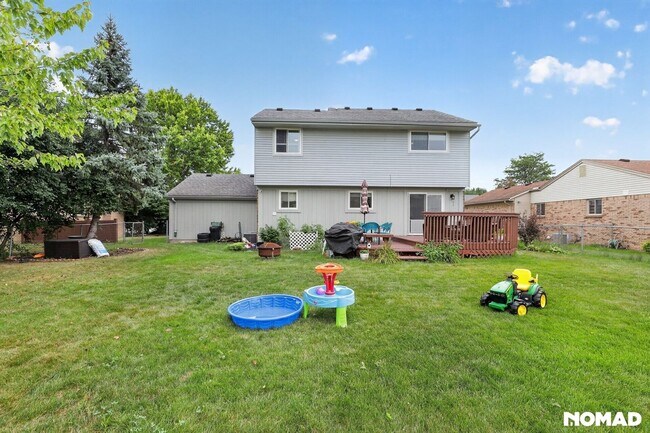 Building Photo - 1225 Whittier Dr