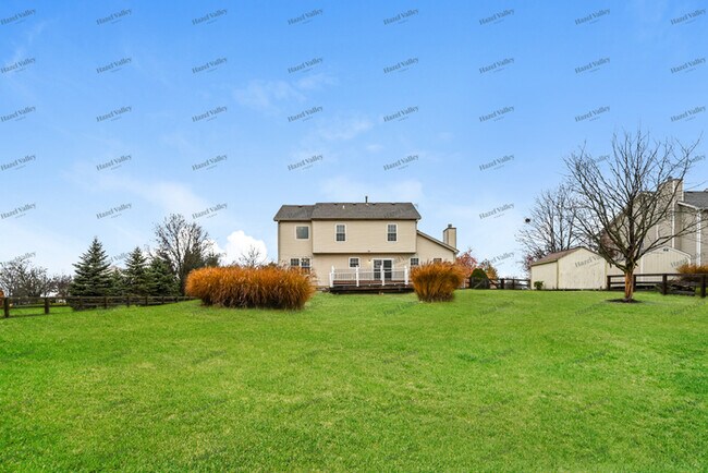 Building Photo - 6350 Stonington Dr