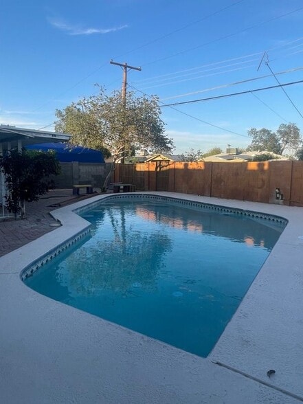 Primary Photo - 4541 N 51st Ave