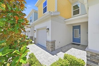 Building Photo - 7909 Draw St