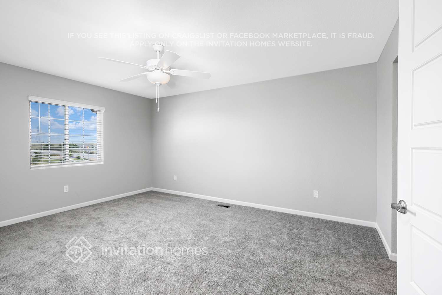 Building Photo - 1718 S Elk Way