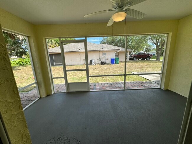 Building Photo - 361 Del Monte Rd