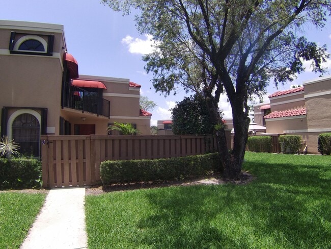 Building Photo - 8116 Severn Dr