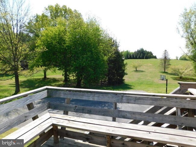 Building Photo - 13886 Berlin Turnpike