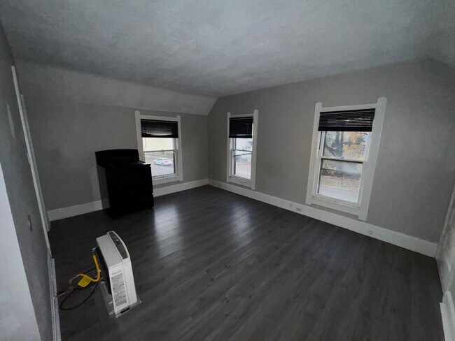 Building Photo - 3511 Memphis Ave