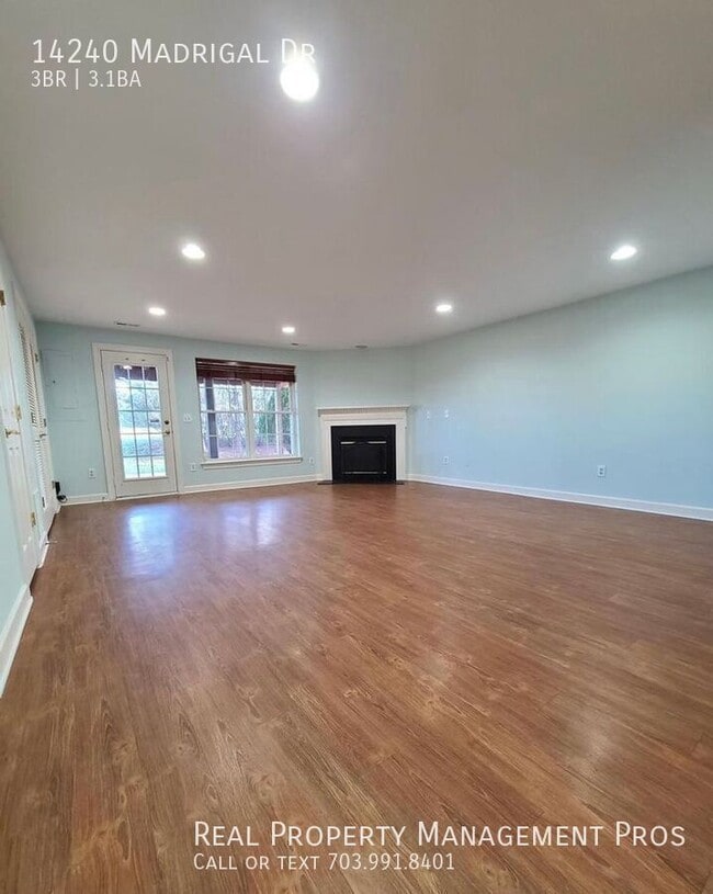 Building Photo - 14240 Madrigal Dr