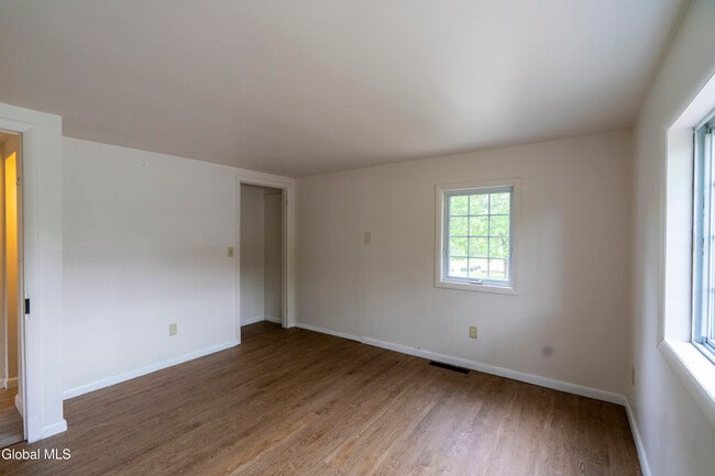 Building Photo - 535 NY-67