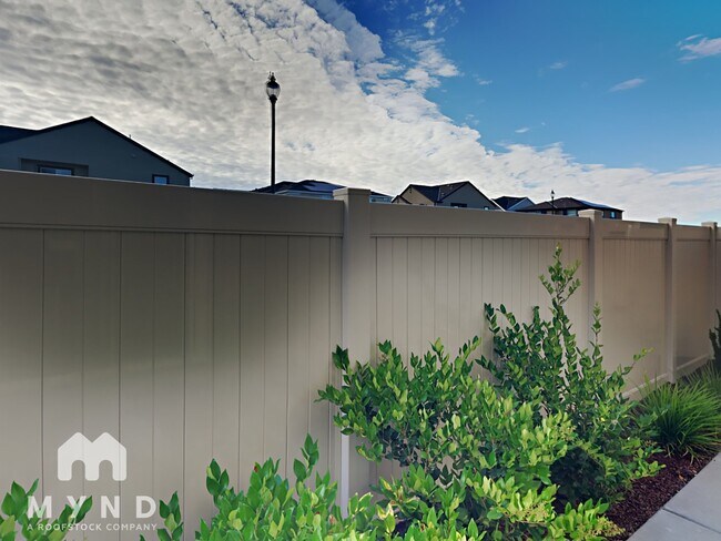 Building Photo - 2172 Brave Hawk Loop