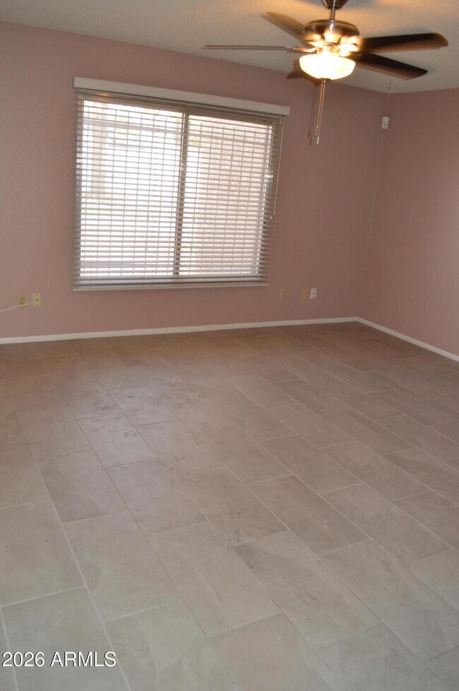 Building Photo - 5442 W El Caminito Dr