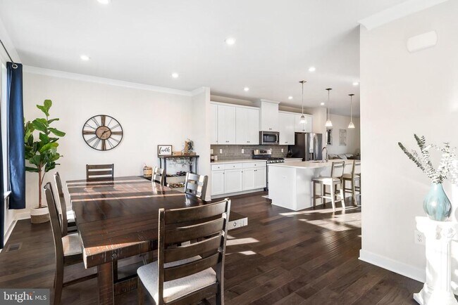 Primary Photo - 131 Burkwood Ter