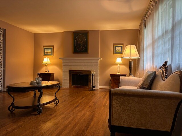 Building Photo - 1913 Courtland Rd