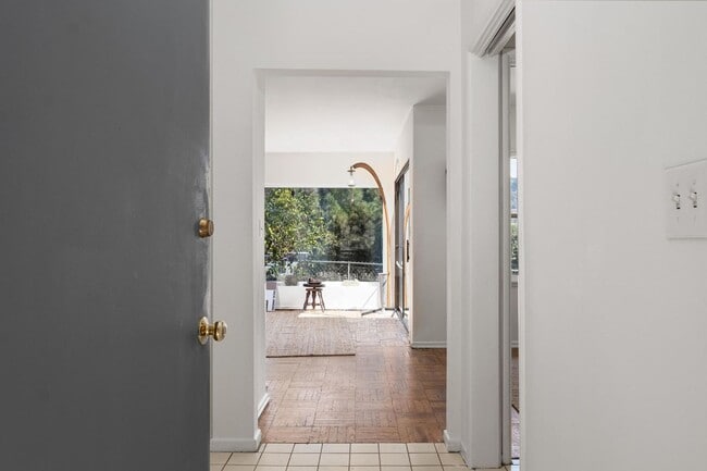 Building Photo - Fully Furnished: 3 bed/ 2 Bath Mid-Century Home w/views of Griffith Observatory in the Hollywood ...