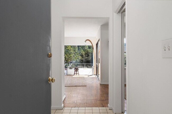 Building Photo - Fully Furnished: Mid-Century w/views of Griffith Observatory in the Hollywood Hills!