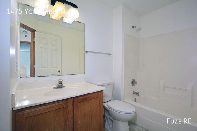 Building Photo - 1475 Yorkshire Ln