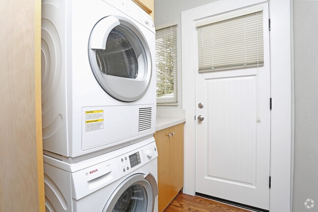 Interior Photo - Hawthorne Apartments