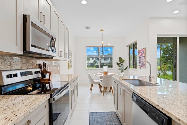 Building Photo - 1241 Pioneer Way