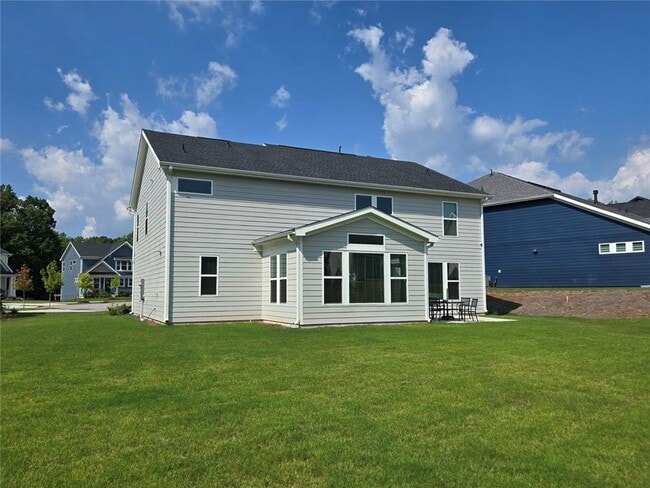 Building Photo - 121 Linden Ct