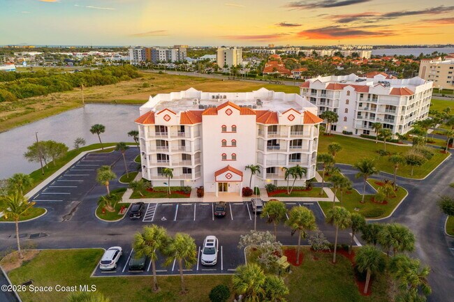 Building Photo - 8903 Laguna Ln