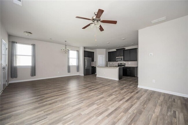 Building Photo - 1611 Meadow Crossing