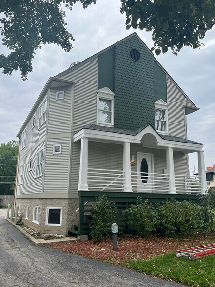 Front of home - 241 E Palatine Rd