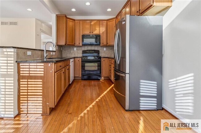 Building Photo - 14 Caleb Ln