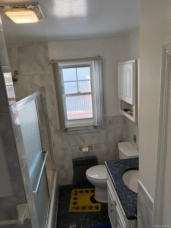 Building Photo - 76 Shaw Ave