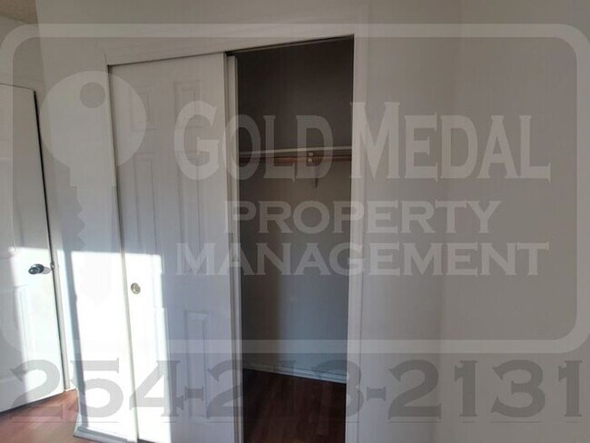 Building Photo - 1803 Robert Tyler Dr