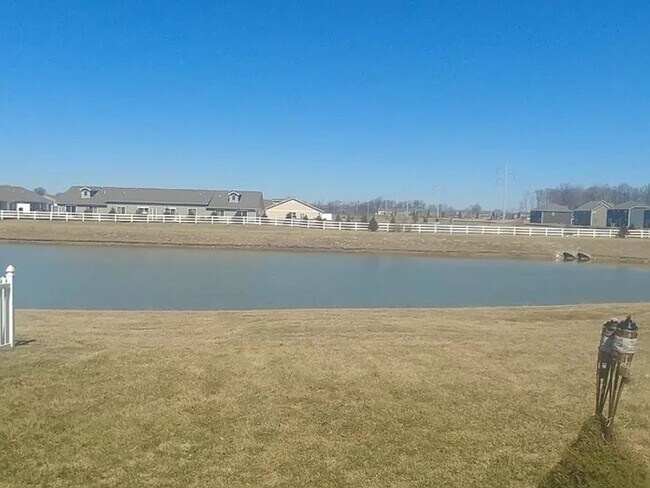 Building Photo - 4272 Amesbury Pl