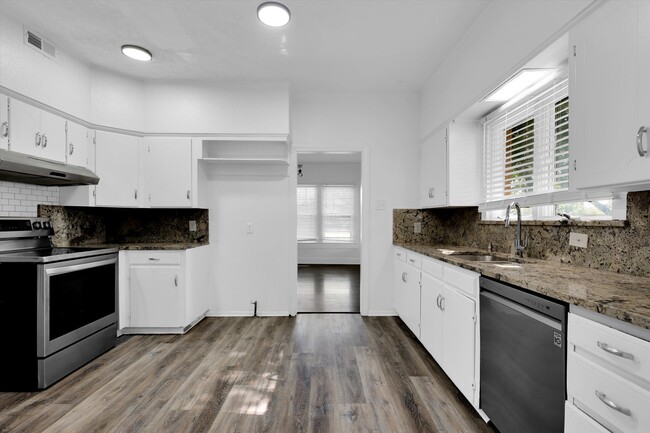 Building Photo - 3244 E Prosper Trail