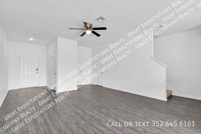 Building Photo - 4919 SW 81st Lp