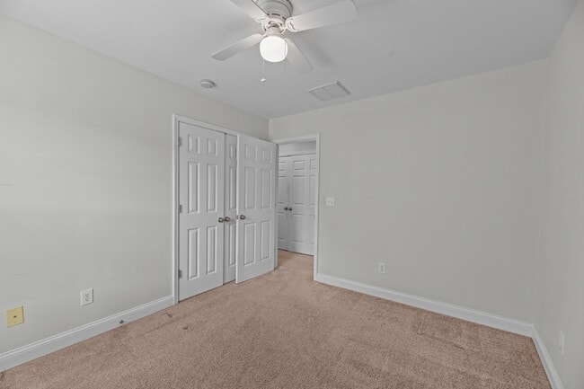 Building Photo - 100 Sumatra Ct