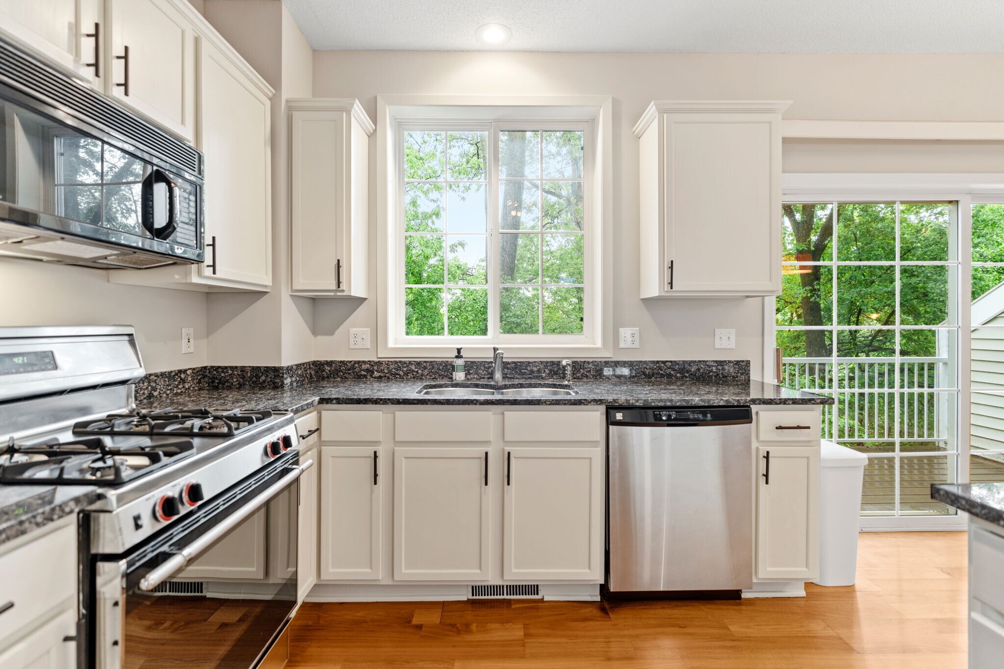 Building Photo - 789 Fairfield Cir