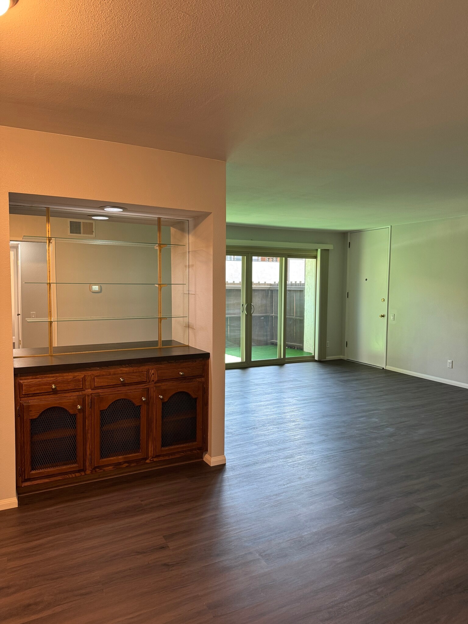 Building Photo - 31505 Lindero Canyon Rd