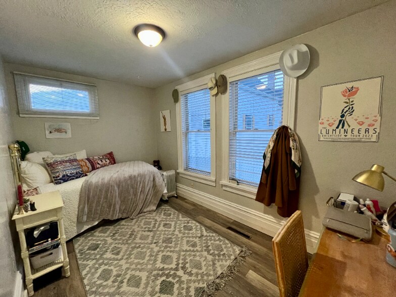 Building Photo - 681 N 100 E