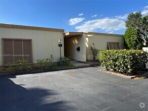 Building Photo - 15516 Sharpecroft Dr