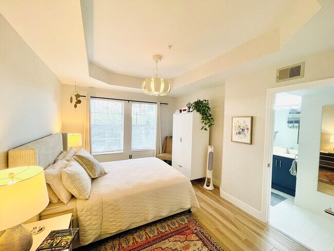 Building Photo - 1405 Tuscany Way