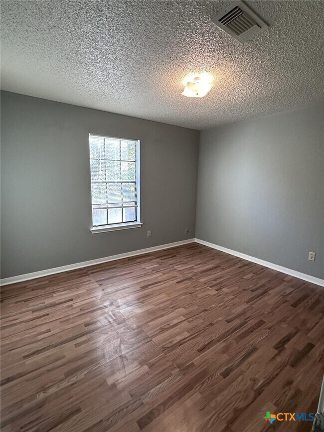 Building Photo - 507 Northern Dove Ln
