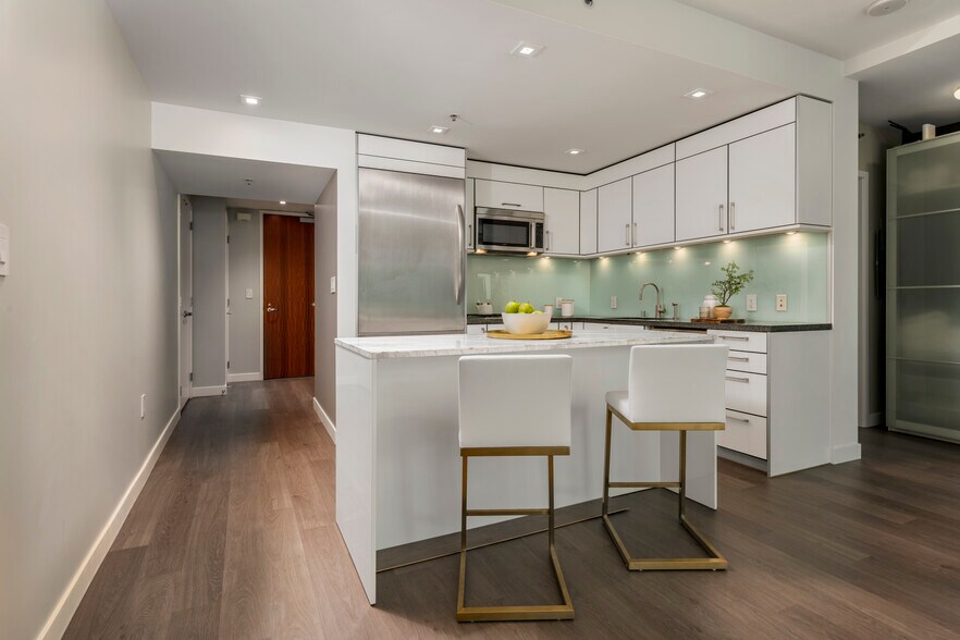 Kitchen w/ Front - 301 Main St