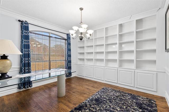 Building Photo - 1512 Chester Dr